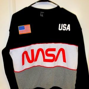 Cute fairly worn NASA sweatshirt. Very Warm!!